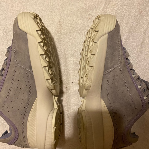 Purple filas size 9 - Picture 4 of 6